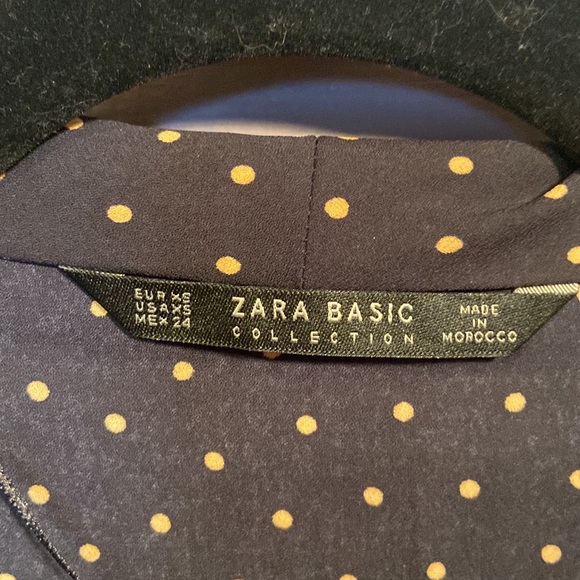 Zara Basics Women’s size XS Navy Wrap Blouse Top - Picture 2 of 8